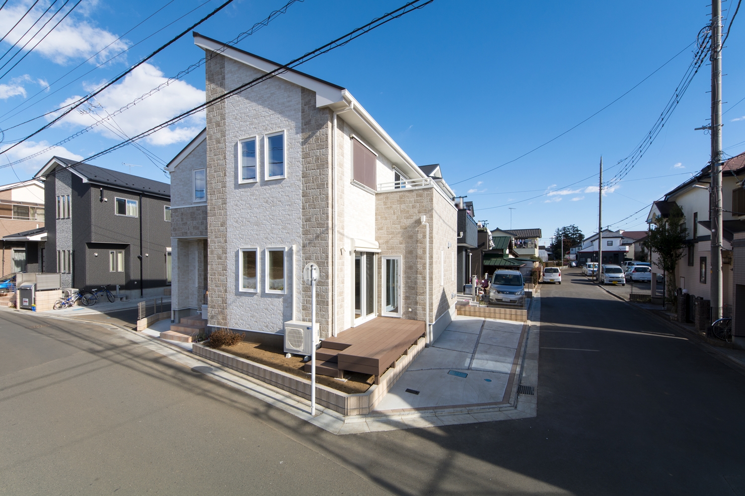優れた断熱性と創エネでZEH(ゼッチ)を実現させた住協建設の「J-ZERO」